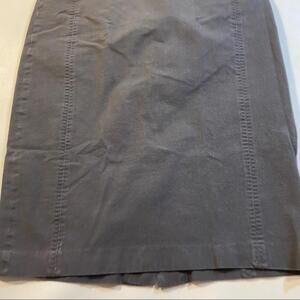 Banana Republic Size 6 Tall Grey Stretch Straight Pencil Skirt W Back‎ Slit